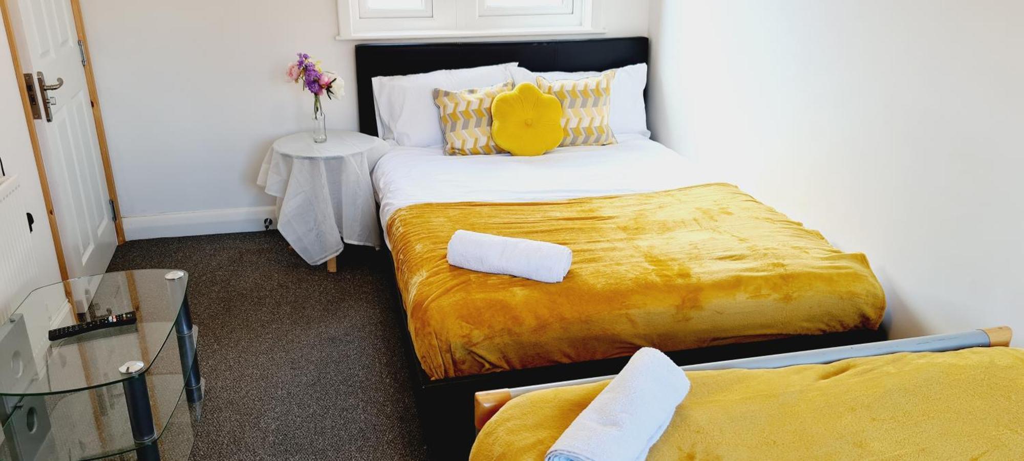 Browning House 3 Bedroom 6 Beds Long Or Short Stay Derby Esterno foto