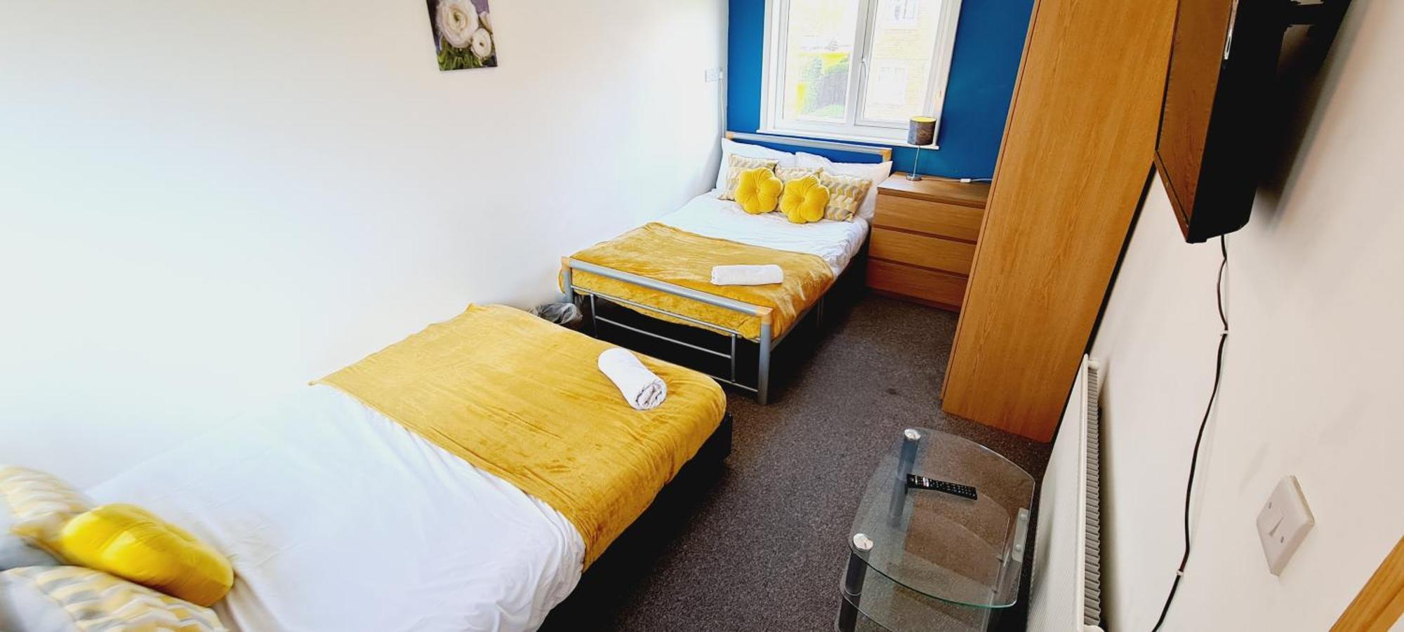 Browning House 3 Bedroom 6 Beds Long Or Short Stay Derby Esterno foto