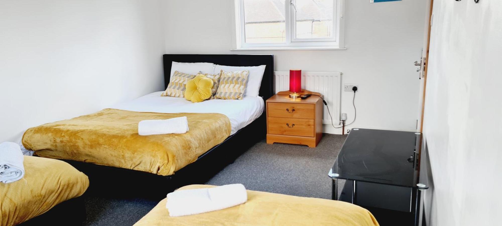 Browning House 3 Bedroom 6 Beds Long Or Short Stay Derby Esterno foto